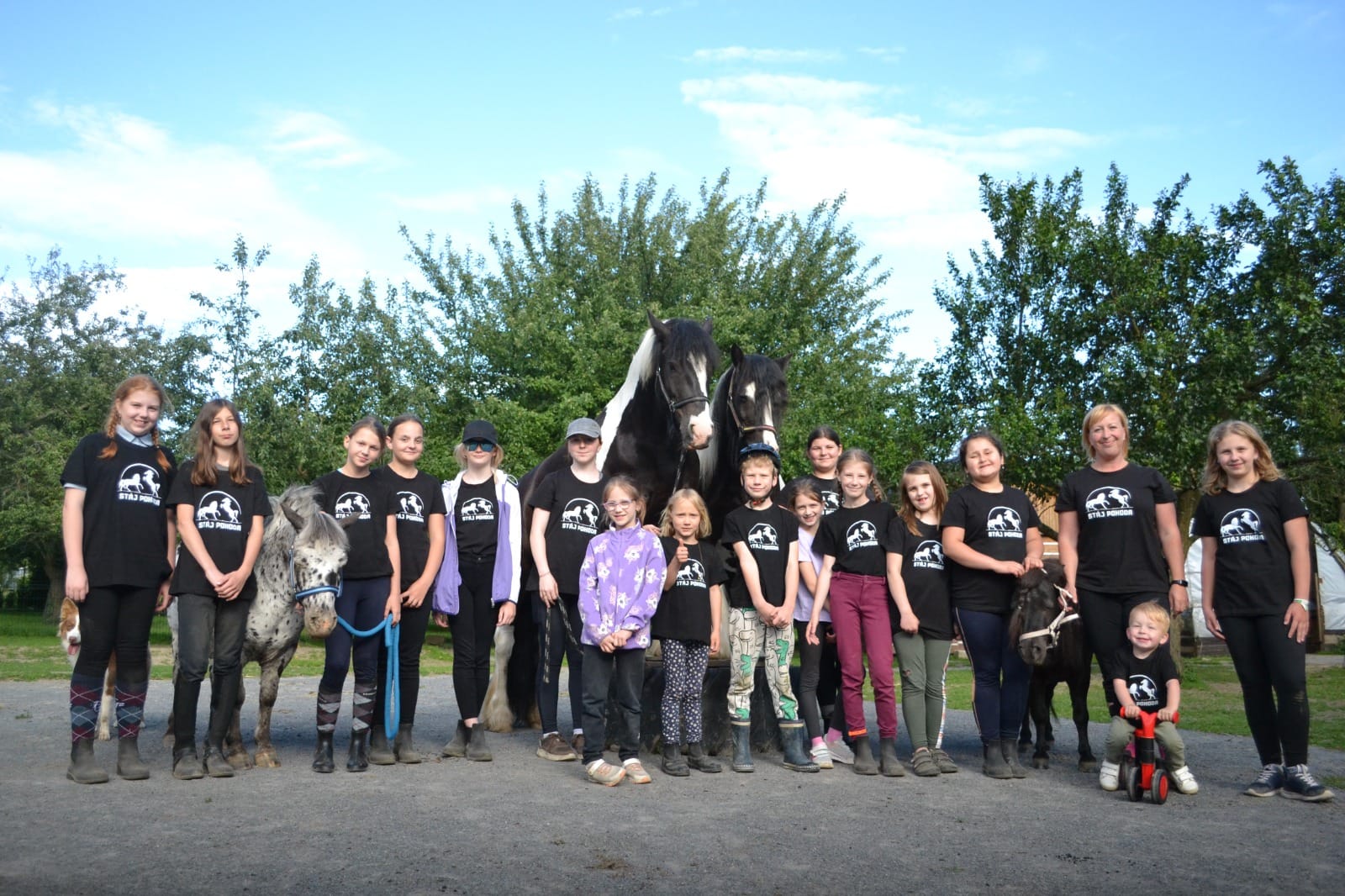 465283311_122193346106195211_3638860664746033763_n